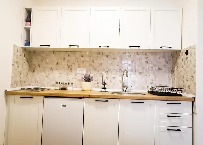 Iris * Vrnjačka Banja